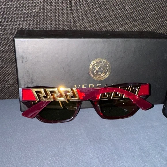 Versace Women’s Red Sunglasses with Gold Greek Key Temples - Picture 5 of 9